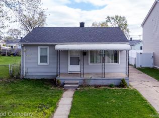 46 E Dallas Ave, Madison Heights, MI 48071