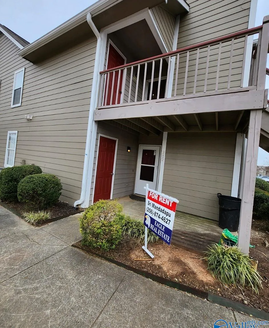 2 bed, 2.0 bath, 1060 sqft, $1,150 — Photo 1