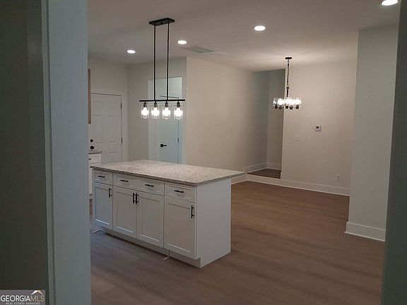 5th image of 24 Sims St