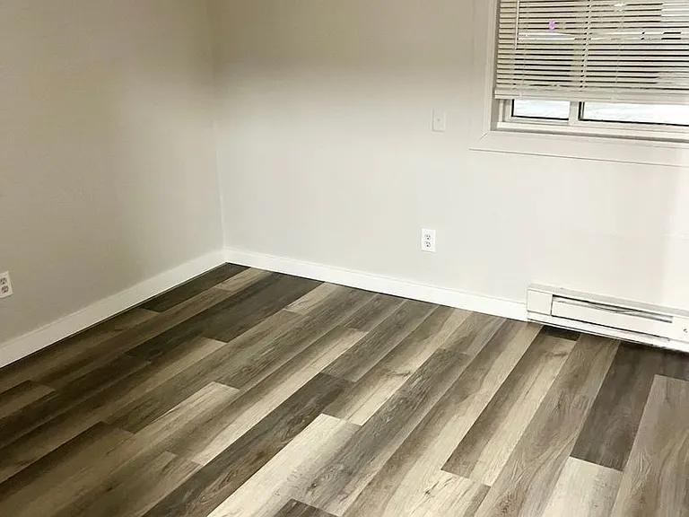 Cedar Crest Apartments — Photo 19