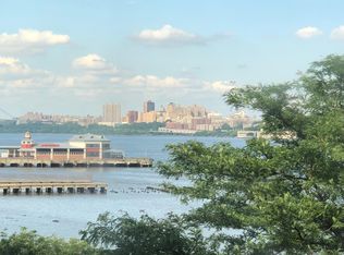 501 Nelson Ct, Edgewater, NJ 07020