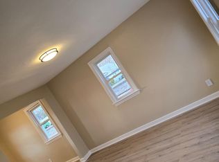 216 N 4th St APT 9, Vineland, NJ 08360
