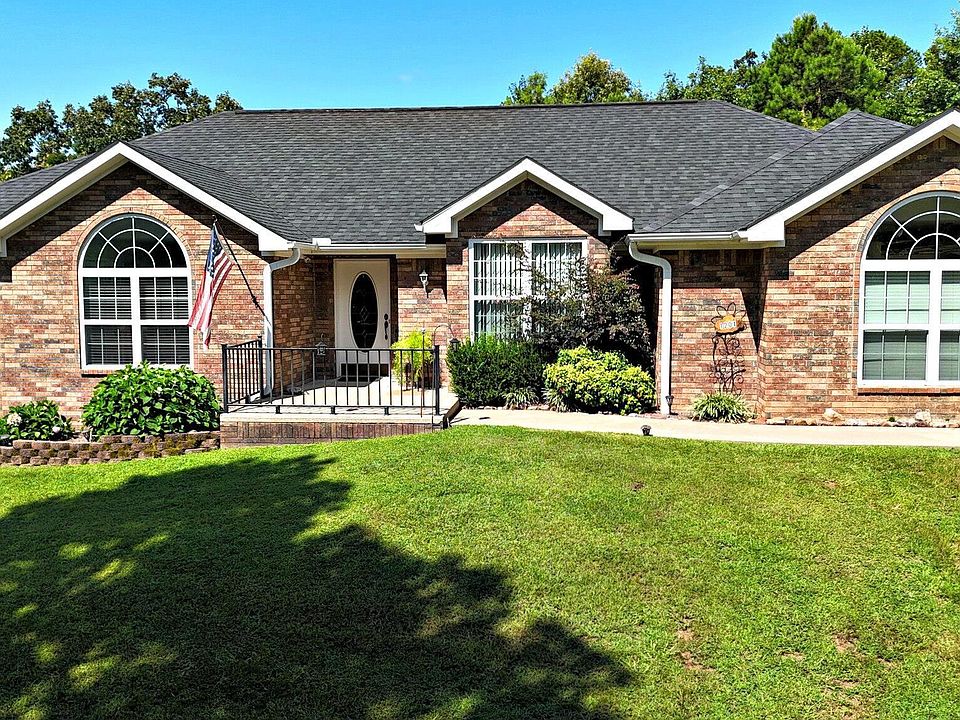 1st image of 1204 Redbud Dr