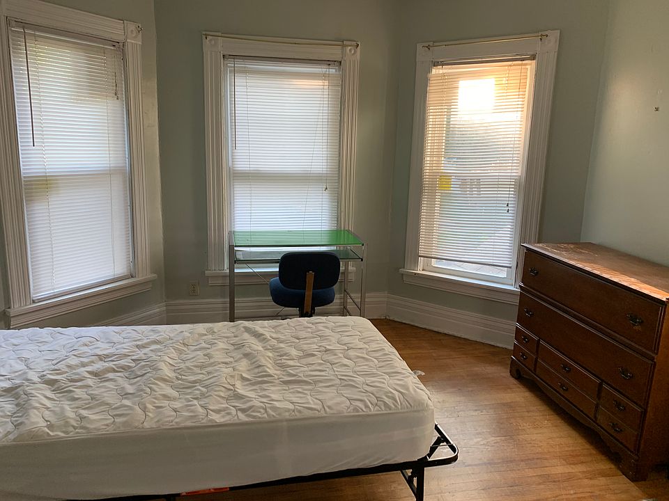 1st image of 543 Columbus Ave
