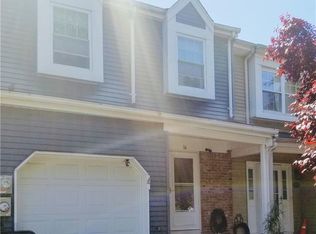 16 Bramble Ln, Matawan, NJ 07747