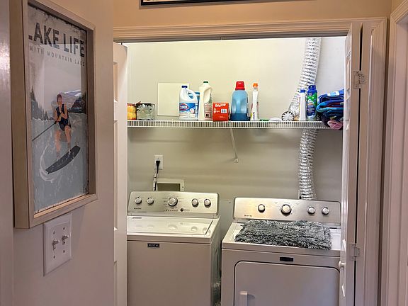 2nd image of 1137 Mariners Way APT 39