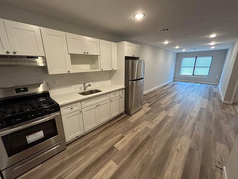 362 Hamilton Ave #502 — Photo 10