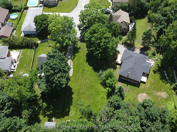 4th image of 33 Greenhill Dr