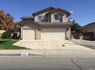 1803 W Avenue H8, Lancaster, CA 93534