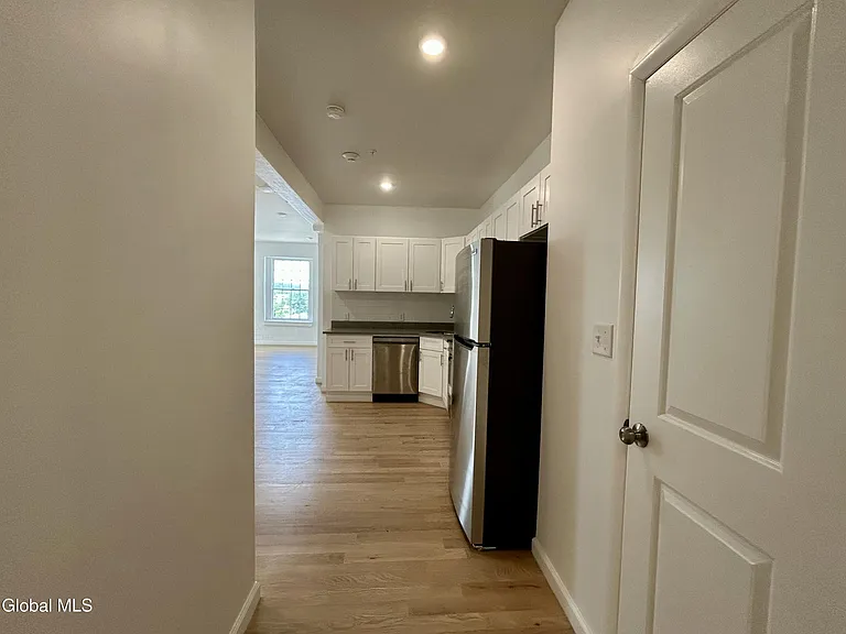 155 River St #5B — Photo 10