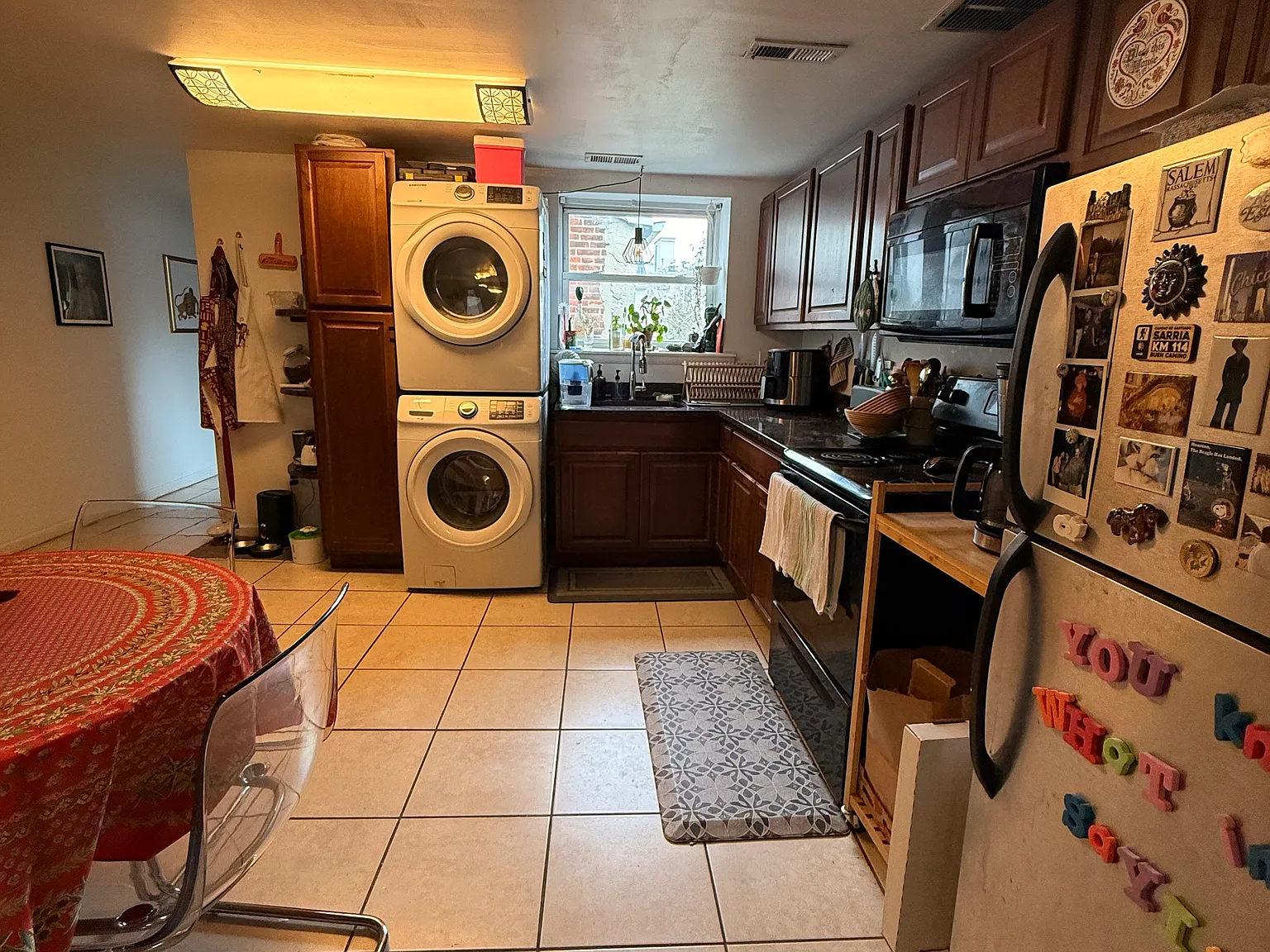 3 bed, 1200 sqft, $1,650 — Photo 3