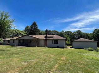 3273 Grafton Rd, Morgantown, WV 26508