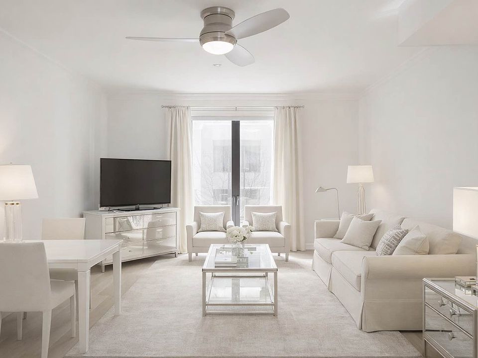 1st image of 225 E 58th St APT 2B