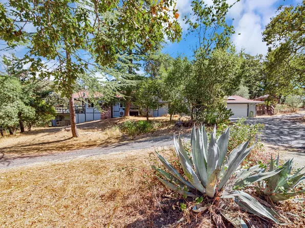 3954 Holland Drive, Santa Rosa, CA 95404