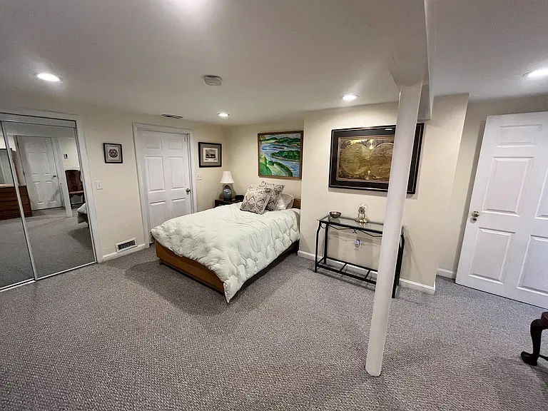 64 School St #AA — Photo 7