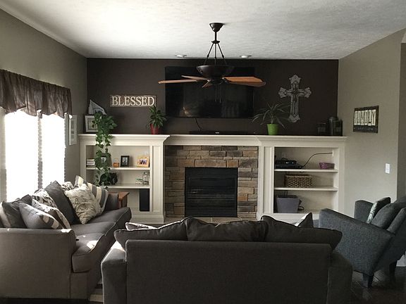 5th image of 650 Nicole Dr