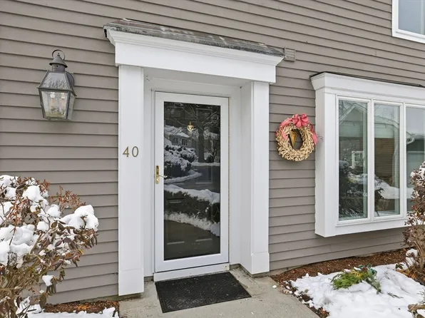 40 Bay Farm Rd, Duxbury, MA 02332