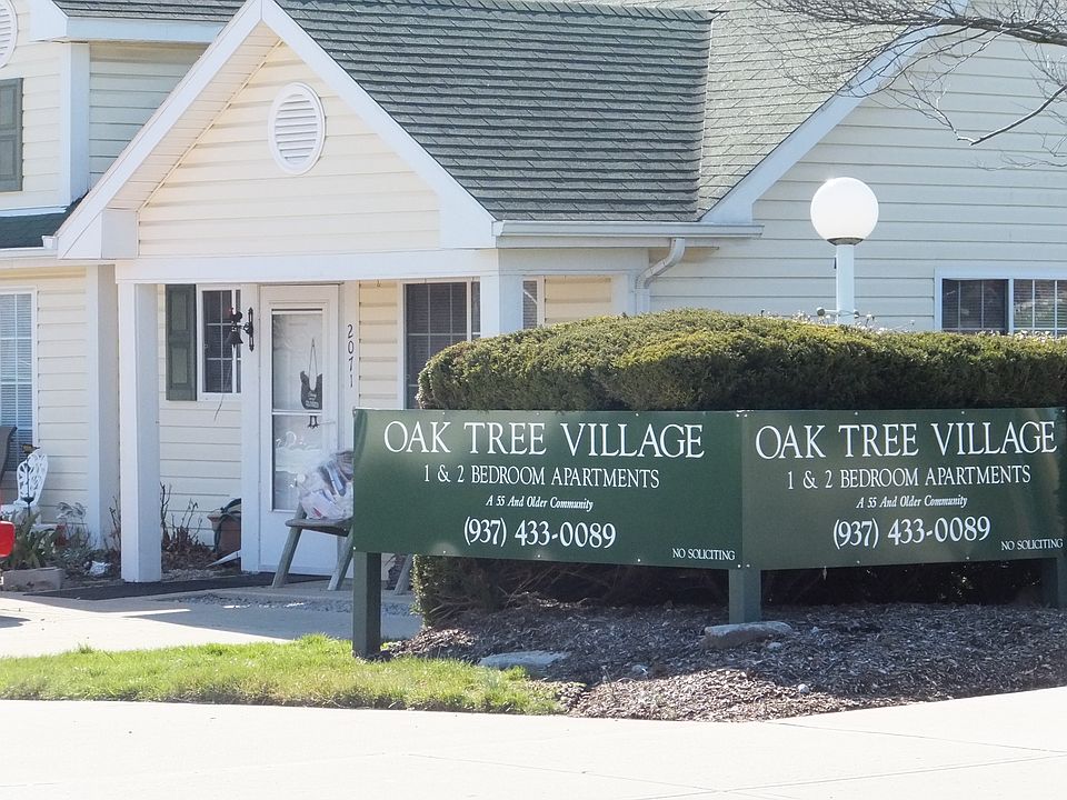 Oak Tree Village