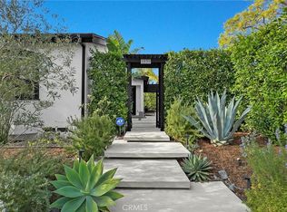 1630 W Kenneth Rd, Glendale, CA 91201