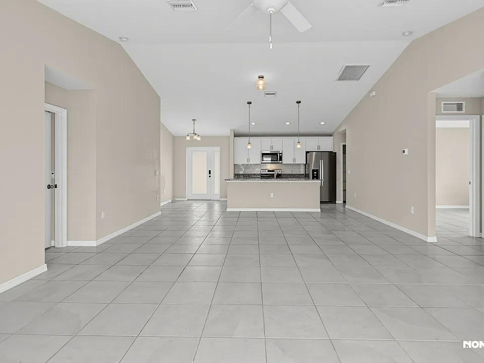1536 NW 24th Ave