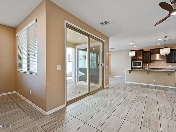 4th image of 2257 S Osborn Ln