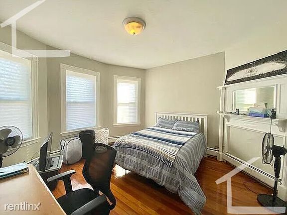 12 Bucknam #1 Boston (Mission Hill) Unit Photo 2