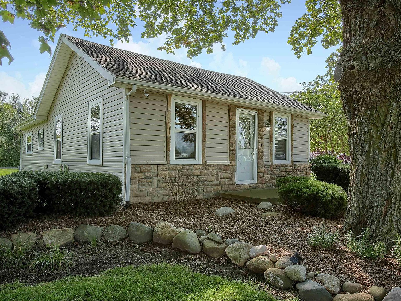 58410 Romeo Plank Rd, Ray, MI 48096 Zillow