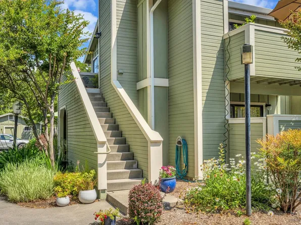 192 W Agua Caliente Road, Sonoma, CA 95476