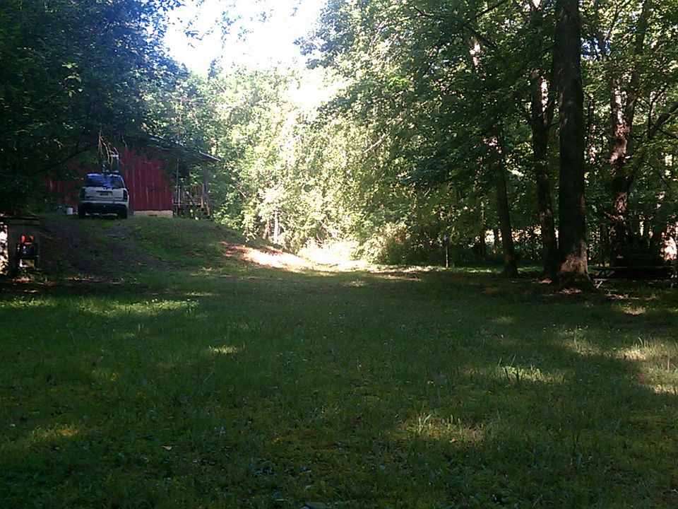 1st image of 370 Kirby Ln