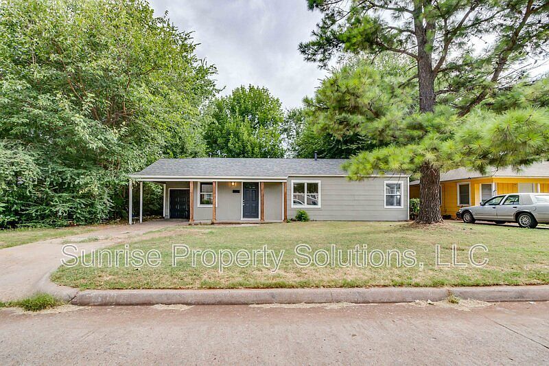 1st image of 509 E Rose Dr