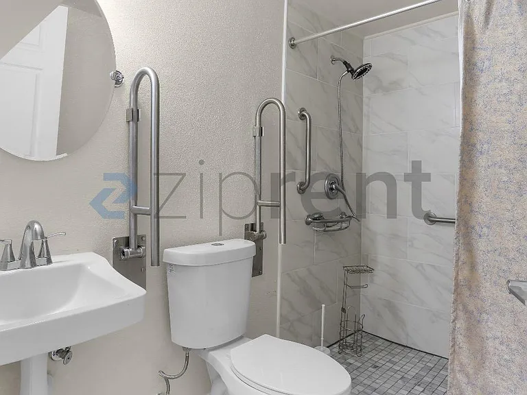 1413 12th St NE #B — Photo 13