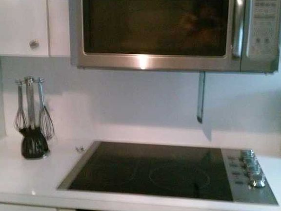 4th image of 3233 NE 34th St APT 207