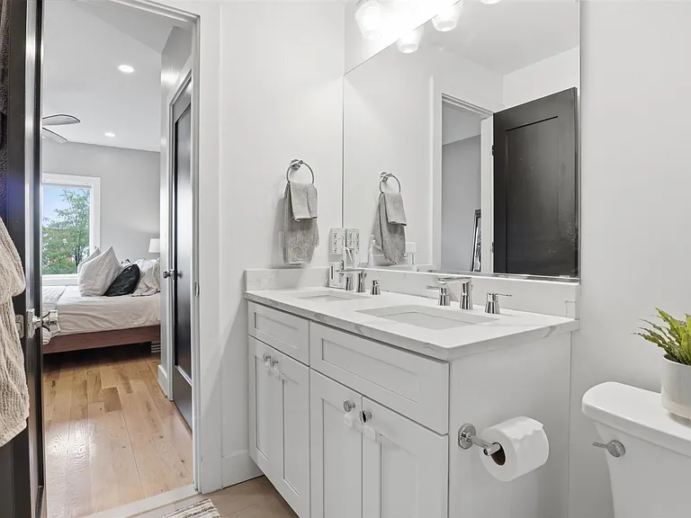 1222 Neal St NE #3 — Photo 20
