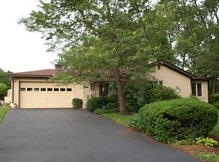 363 Marbury Rd, Bethel Park, PA 15102