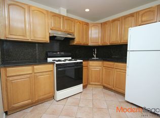2372 36th St #1, Astoria, NY 11105