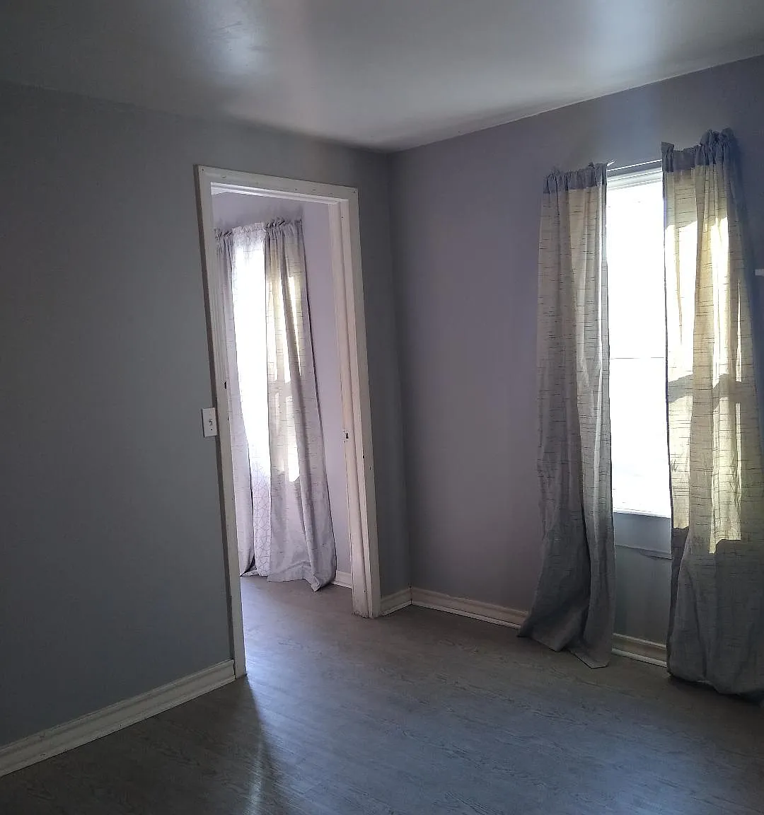 1 bed, 500 sqft, $695 — Photo 2