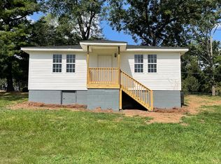 6220 Grove St, Lula, GA 30554