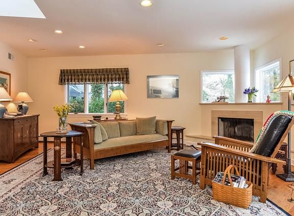 5th image of 620 Orienta Ave