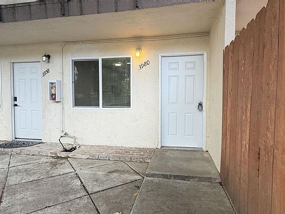 2nd image of 3980 Cedar St