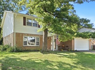 418 Zimmer Dr, Fairborn, OH 45324