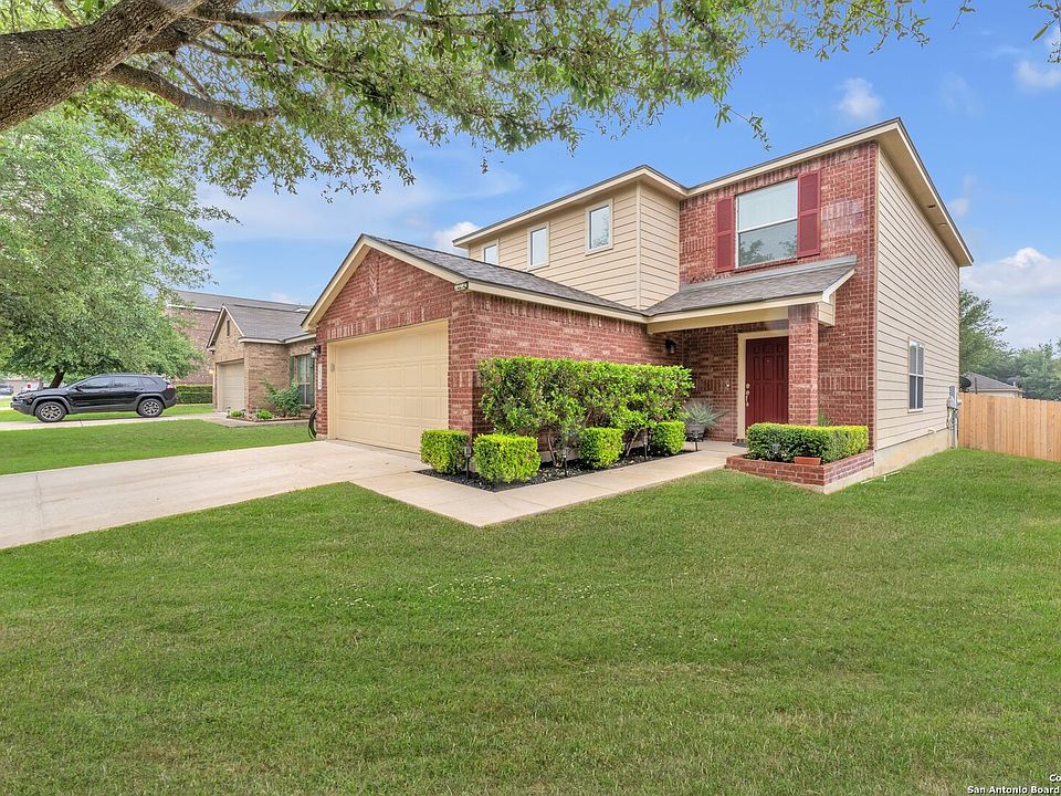 1st image of 10326 ROYAL ESTATE