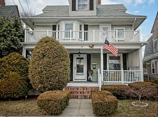 111 Massasoit Ave, Cranston, RI 02905