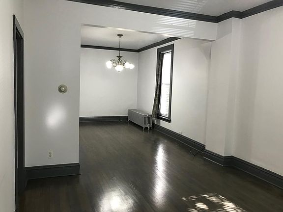 2nd image of 2615 W Superior St #2
