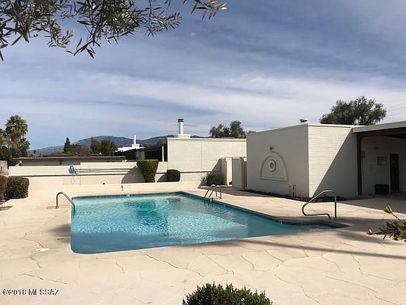 2nd image of 8948 E Palms Park Dr