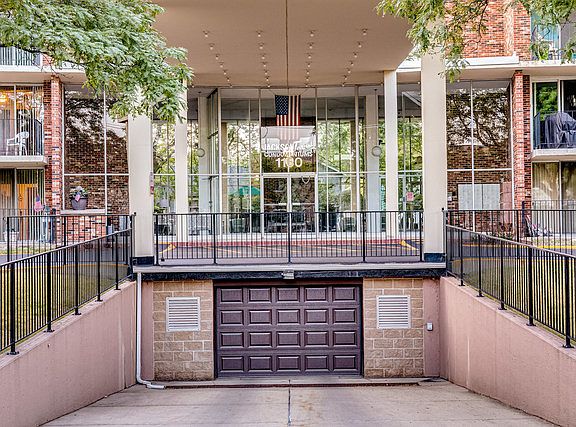 2nd image of 1150 E Jackson St APT 5D