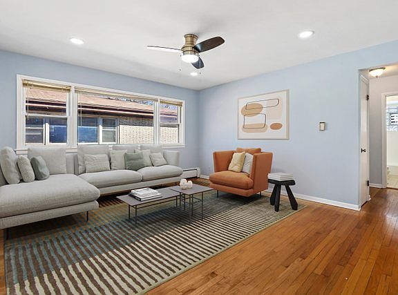 3rd image of 839 Lathrop Ave APT 2E