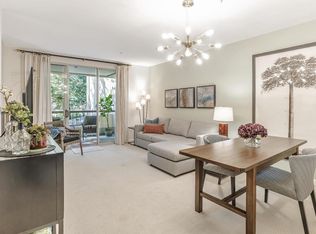 200 Deer Valley Rd APT 2M, San Rafael, CA 94903