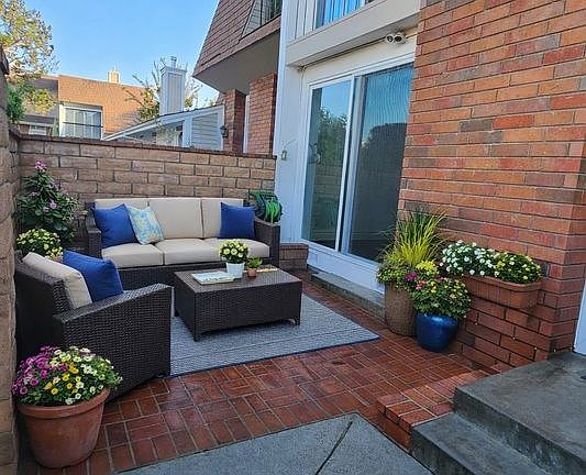 2nd image of 4333 Alla Rd Unit 4