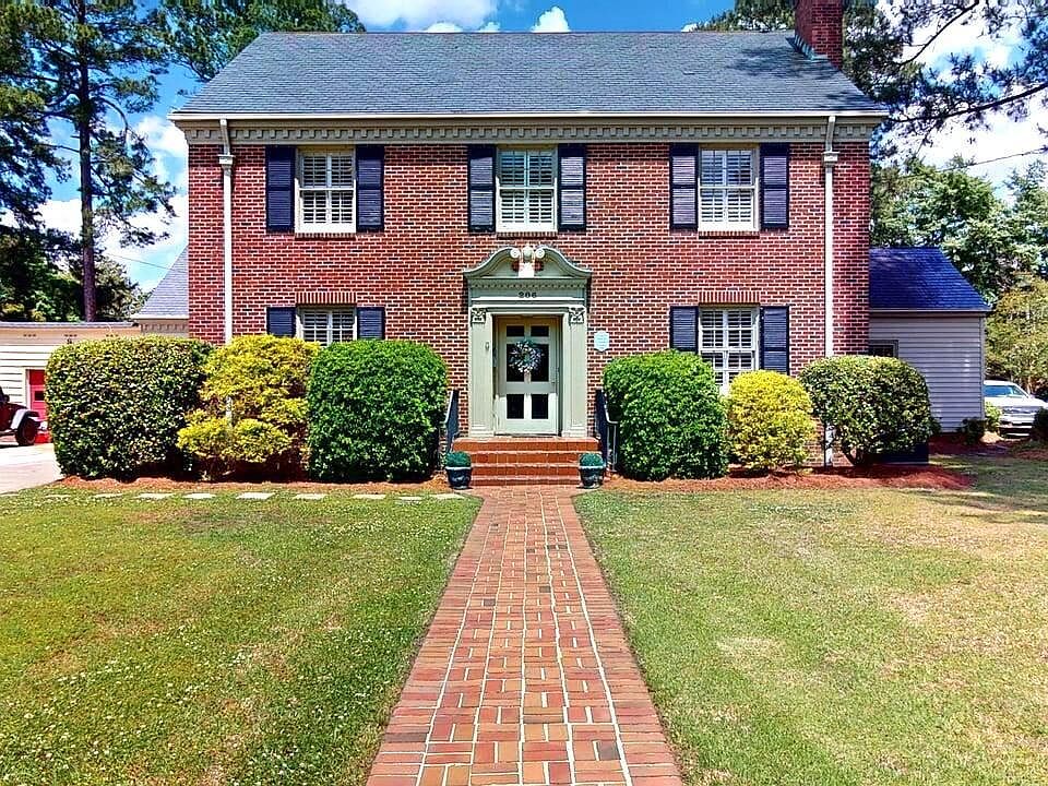 1st image of 206 W James Street