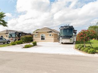 2202 Tanager Ln, Mission, TX 78572